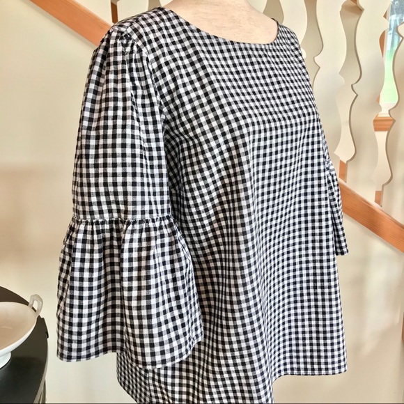 ❌SOLD Woven Cotton Boxy Gingham Ruffle Sleeve Top - Picture 2 of 5
